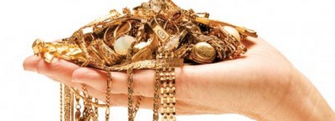 Nositi zlati nakit je škodljivo, še posebej za moške!