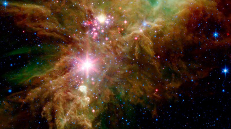 Novoletno darilo NASA: luči vesoljskega drevesa