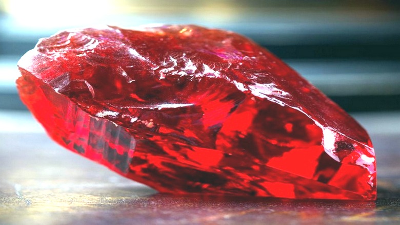 Na filozofskem kamnu, svetem gralu in rokopisu Dunstana