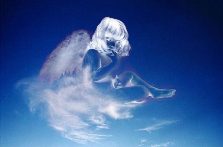 Oblaki, ki se spustijo k nam na zemljo