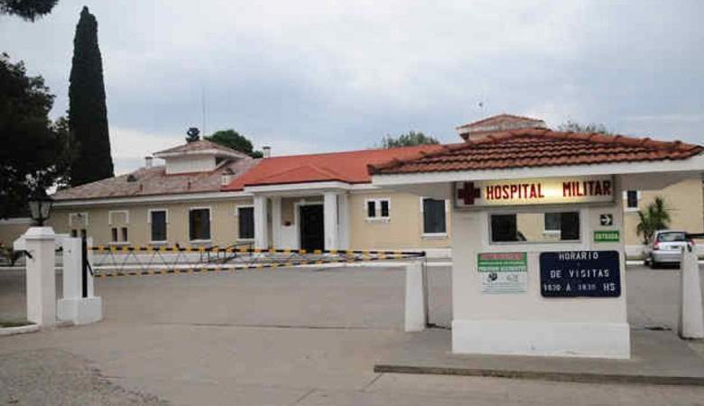 Podoba Device se je nepričakovano pojavila v vojaški bolnišnici.