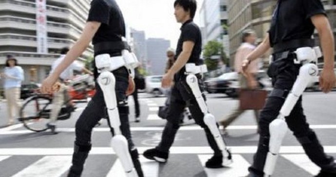 Oblečemo nehlapno zunanje okostje - manj se trudimo