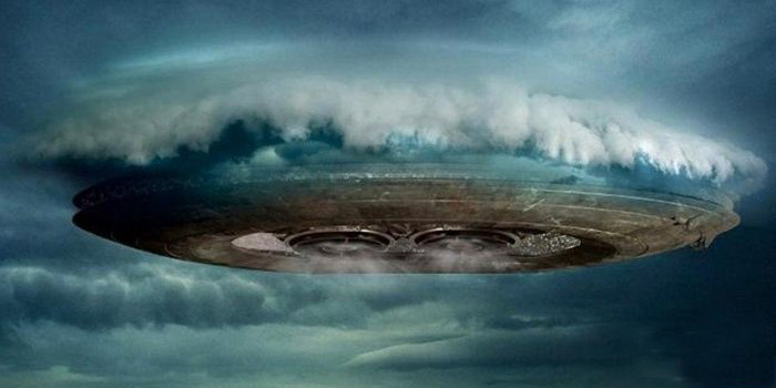 Ogromna leteča krožnica - kot iz filma