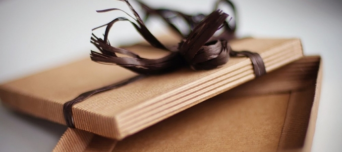 Originalna in nenavadna embalaža - kljuka za kupca