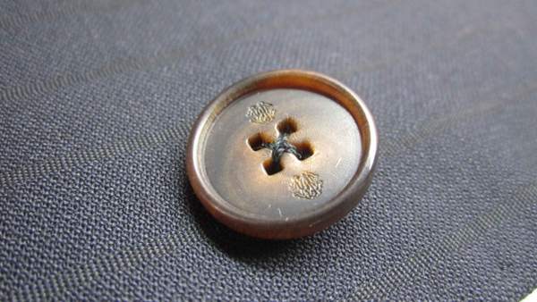 zakaj se gumb odklopi 