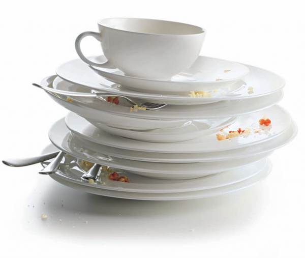 zakaj ne bi čez noč pustili umazane posode 