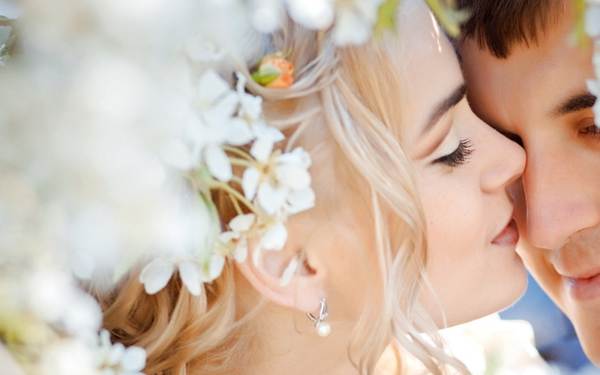 zakaj ne moreš poljubiti v oči 