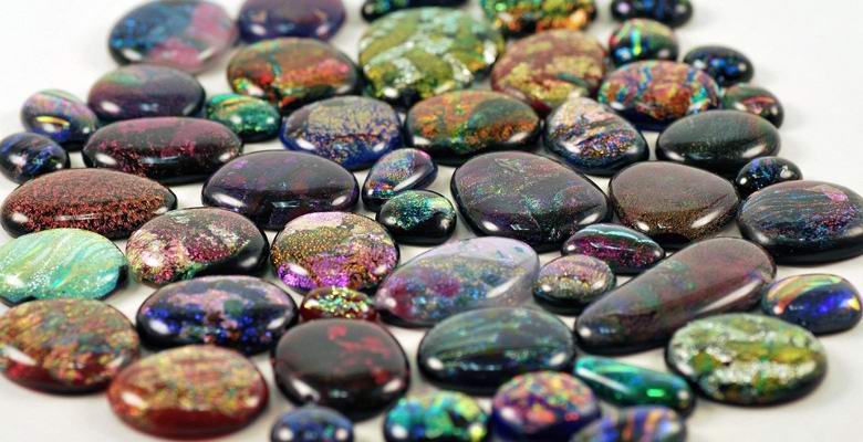 Zakaj v nobenem primeru ne moremo prinesti čudovitih kamnov s potovanj.