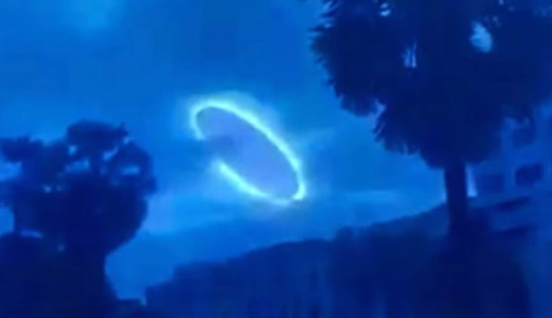 Na nebu se je pojavil presenetljiv svetlobni obroč