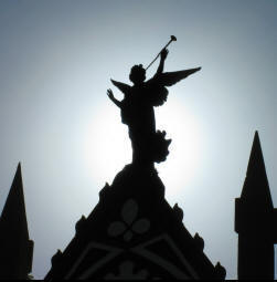 Predvajalci apokalipse ali odmev elektromagnetnih sunkov?