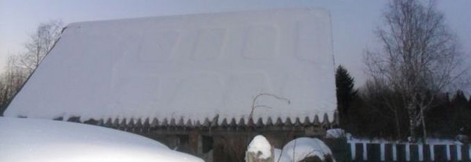 Tujci so pustili odtise na strehi