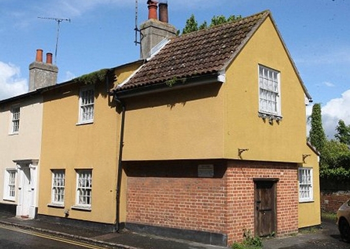 Preganjana hiša na prodaj - samo za pogumne