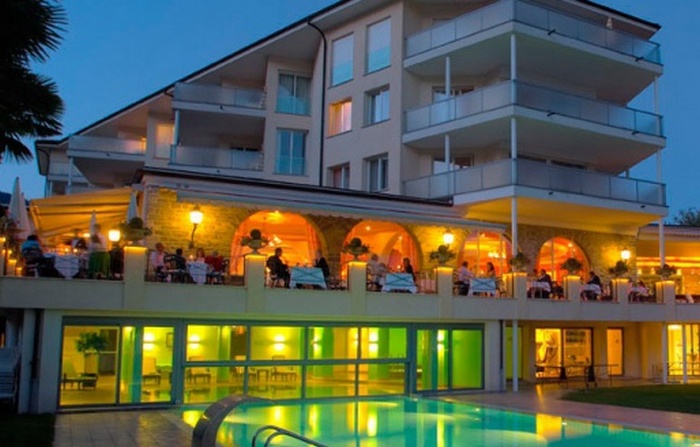 Ruski turisti še naprej presenečajo in celo šokirajo v tujini