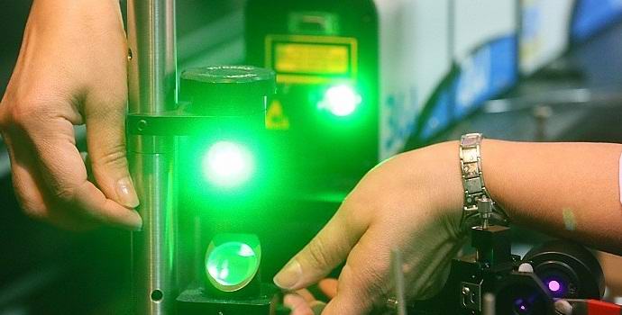 Ruski znanstveniki so razvili žarek za polnjenje baterij