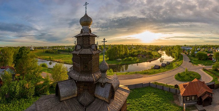 Rusije preprosto ni mogoče razbiti!