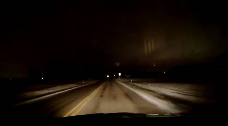 Tri nočna stebra so padla z nočnega neba