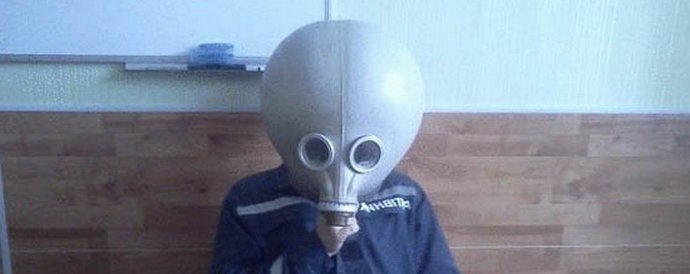 Najbolj smrdljiva snov, ki jo je ustvaril človek, je tioaceton.