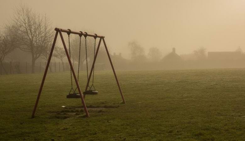 Samo-nihajne gugalnice so zmedle Američana