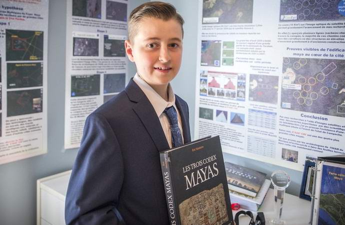 Šolar je, ne da bi odšel od doma, odkril izgubljeno majevsko mesto.