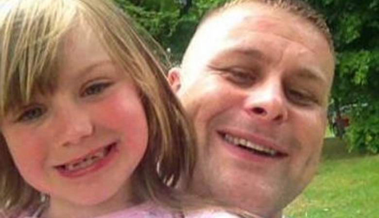 Škot je fotografiral zastrašujoče entitete v postelji svoje speče hčere.