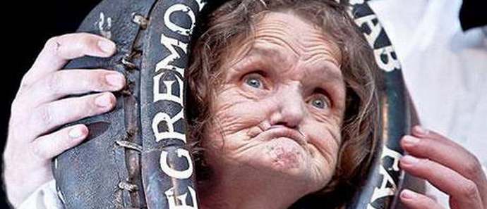 Umrla je najhujša ženska planeta