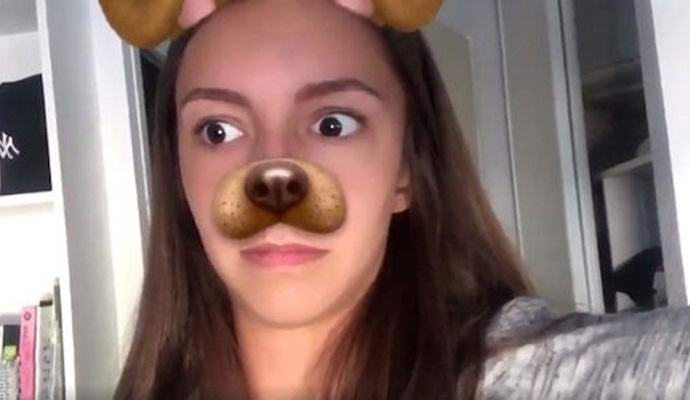 Aplikacija za pametni telefon zaznana v stanovanju francoskega duha