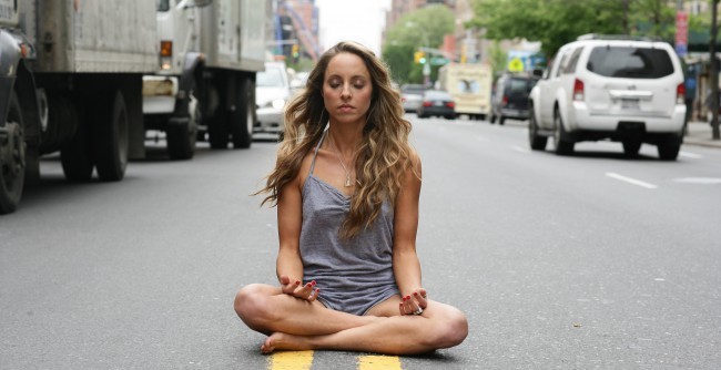 Ohranite sivo snov možganov - meditirajte.