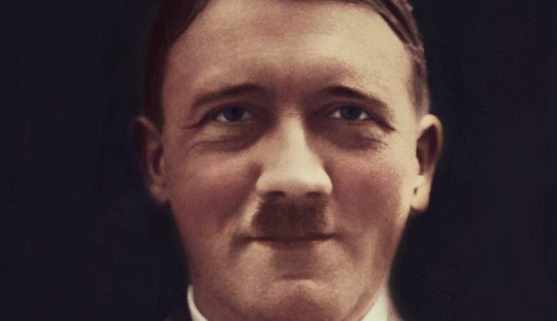 Uradnik CIA je trdil, da je Hitler živ.