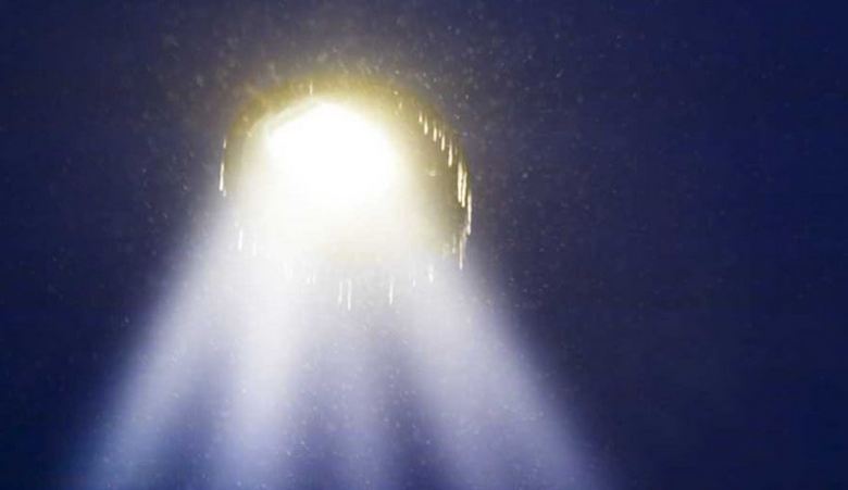 Čudno modre luči na nebu nad prestolnico Rusije