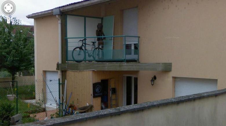 Na eni od fotografij so uporabniki Google Maps videli nenavadno bitje.