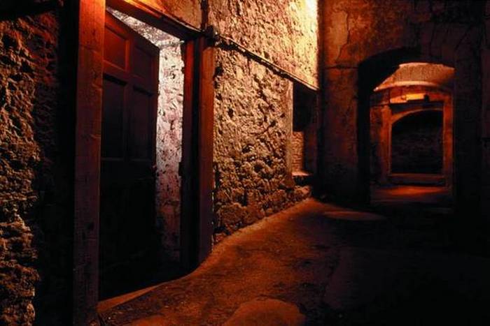 Strašna mrtva ulica Mary King in duh male Anne