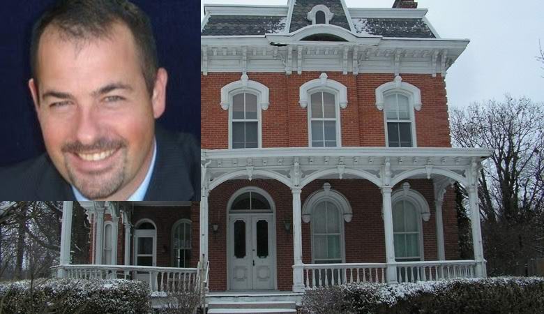 Nadnaravna aktivnost v stari hiši je padla v objektiv video kamere