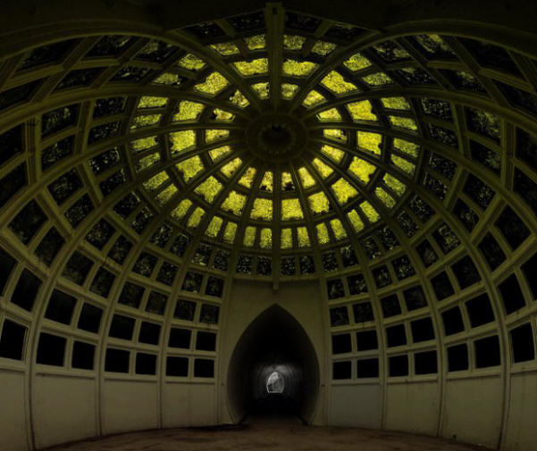 Zbornica skrivnosti pod jezerom Velike Britanije, jezerom.