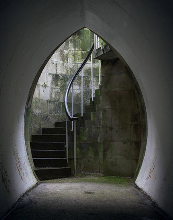 Zbornica skrivnosti pod jezerom Velike Britanije, jezerom.