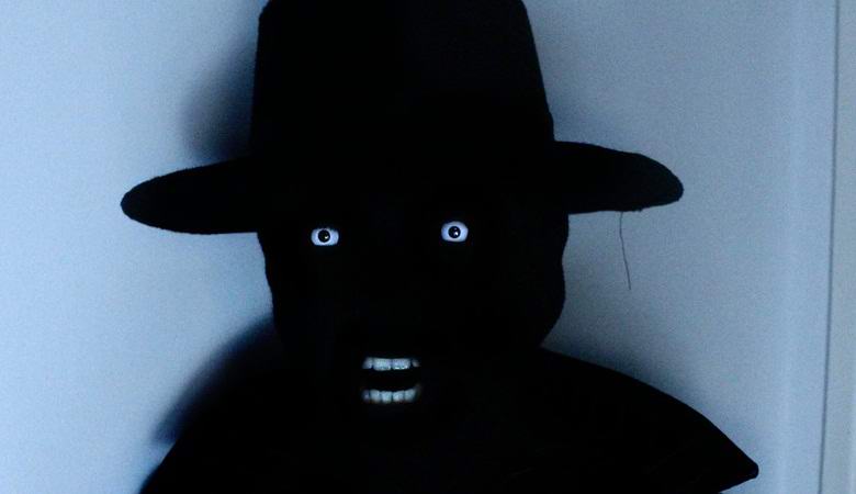 Senca je zadela varnostno kamero