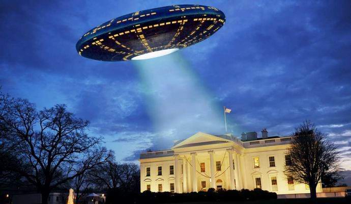 Znanstveniki so napovedovali, kdaj bodo vesoljci stopili v stik z nami.