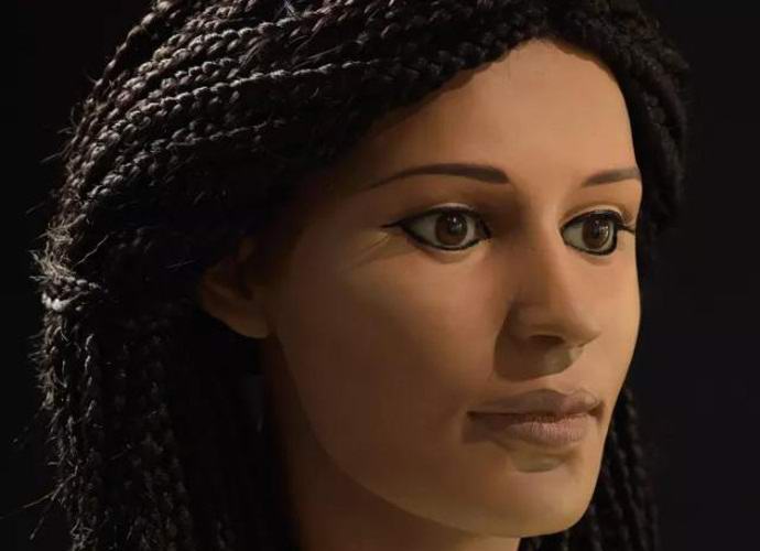 Znanstveniki so obnovili videz staroegipčanske mumije.