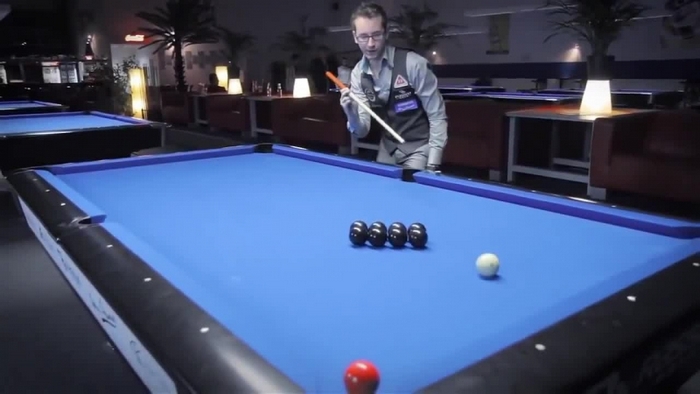 Neverjetni triki z biljardom, ki prikazujejo neomejene človekove možnosti