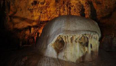 Grozote podzemnih labirintov