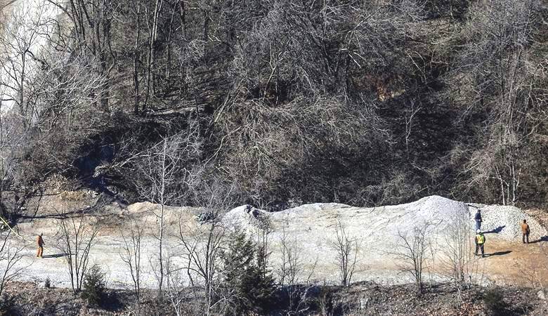 Ogromna luknja v tleh se je oblikovala v ameriškem živalskem vrtu.