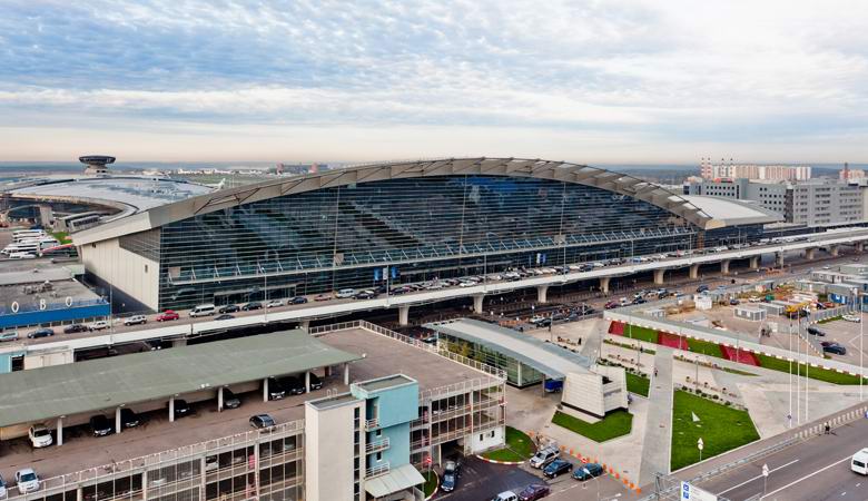 Na nenormalnem območju nad letališčem