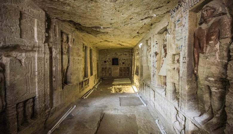 V Egiptu so našli neokrnjeno 4400 let staro grobnico