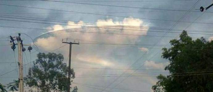 Ogromen pregleden NLP je bil fotografiran v Indiji