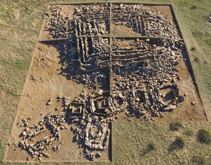 V Kazahstanu je bila odkrita skrivnostna starodavna piramida.