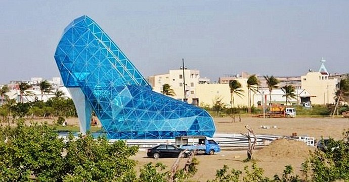 Na Kitajskem so zgradili edinstveno copatno copatko