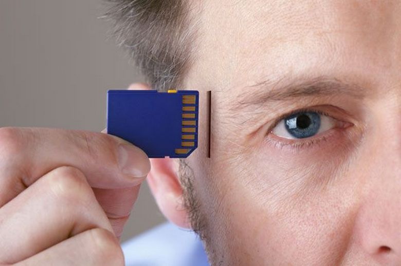 Na Švedskem se je začelo množično čipiranje ljudi.