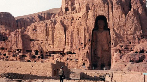 Največje zgradbe, ki jih stolpi, hiše, starodavni svet ne boste nikoli videli.