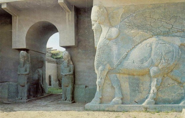 Največje zgradbe, ki jih stolpi, hiše, starodavni svet ne boste nikoli videli.