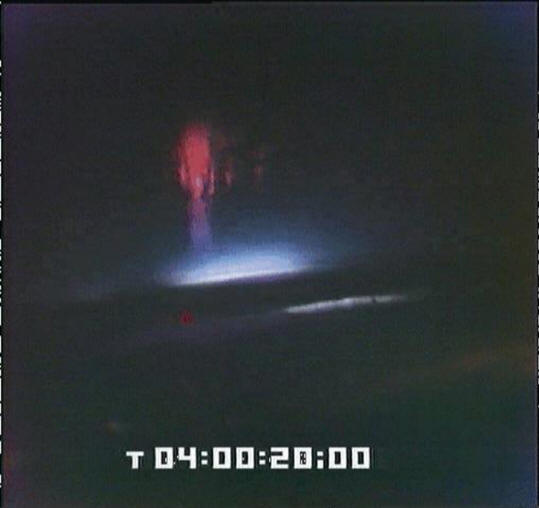 Videti je kot špritev, posnet z velike razdalje