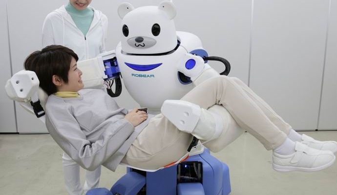 Japonski medved robot bo skrbel za ostarele in invalide.